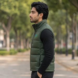 <b>Men</b> <b>Thermal</b> Puffer Vest Lightweight Quilted Material Warm Insulation Water Resistant Fabric Full Zip Closure Outdoor Sportswear - Product Image 3