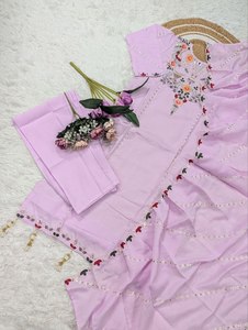 Elegante Conjunto de Traje de Seda Chanderi con Viscosa y Bordado de Lentejuelas – Colección Kurti para Fiestas - Product Image 4