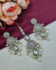 Elegant Kundan Pearl Strand Choker Necklace <b>Set</b> With Earrings And Mangtika Traditional Ethnic Festive Wear <b>Jewellery</b> Collections - Product Image 6