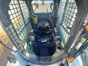Cargadora Compacta A770 2022 con Cabina Cerrada, Máquina de Construcción de Alto Rendimiento, Carga Nominal de 200 Toneladas, Caja de Cambios de 75KW - Product Image 5