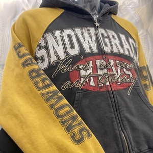เสื้อฮู้ดซิปผู้ชาย Snowgrace แขนเสื้อแบบแร็กแลน พิมพ์ลายโลโก้ด้านหน้า สไตล์ลำลองสำหรับฤดูใบไม้ร่วง ปรับแต่งได้ ผลิตจากผ้าฝ้าย 80% ผสมผ้าสแปนเด็กซ์ 20% - Product Image 6