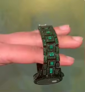 Montre chronographe de luxe pour hommes, bracelet en acier inoxydable avec diamants noirs et émeraudes, mouvement à quartz analogique, boîtier de 41mm, boucle, cadran en verre - Product Image 3