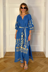 Robe longue ample de plage bohème en coton 100% avec imprimé feuille d'or bleu, col en V, manches bouffantes et pompons, écologique, vente en gros OEM pour femmes - Product Image 2