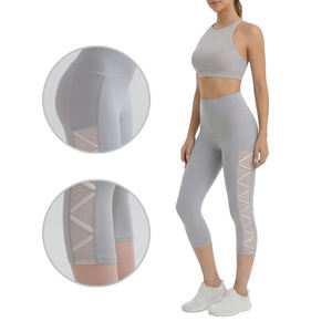 Leggings de sport/yoga pour femmes, best-seller, en spandex/nylon, taille haute élastique, couleur unie, longueur mi-mollet, doux - Product Image 1