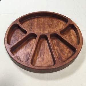 Plateau de service rond en bois d'acacia avec compartiments, plateau à collation en bois, plateau de service divisé pour fruits secs - Product Image 1