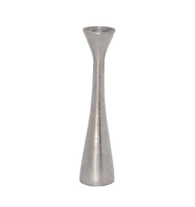 Vase contemporain en aluminium avec détails creux élégants pour des arrangements floraux décoratifs - Product Image 2