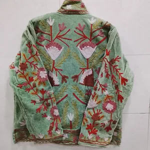 Veste en coton vert pour femmes, brodée au style Suzani, à motifs floraux, bohème, ethnique, faite à la main, vintage, décontractée, vêtement d'extérieur - Product Image 4