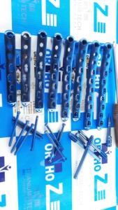 Placas de Implante Ortopédico de Titanio Grado 5 DCS 95 °   Placas de bloqueo (6-9 H) + Tornillos DCS + LCP de 5 mm + Tornillo de 6.5 mm 55 piezas ORTHO ZE ORZ-OP-00 - Product Image 2