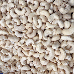 Offre Spéciale : Noix de cajou bio torréfiées W240 – Prix compétitifs mondiaux – Santigo Ltd – Emballage personnalisé disponible - Product Image 1