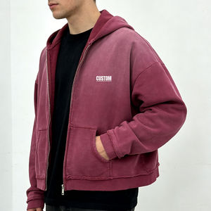 Sweat à capuche pour homme, tendance, bordeaux, en polaire douce délavée, coupe droite, avec finitions effet usé, style streetwear décontracté, hiver, éco-responsable, orné de strass - Product Image 2
