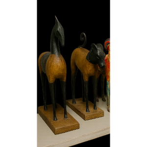 Ensemble de 3 statues de chevaux en bois sculptées à la main Sculptures décoratives d'art populaire - Product Image 1