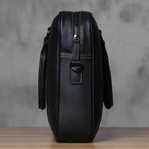 Porte-documents classique en cuir véritable avec poignée pour usage professionnel, design durable, couleur noire - Product Image 4