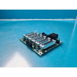 Regulador de Presión de Alta Pureza TESCOM 74-3062TRU30-065, Usado, Piezas de Equipos Semiconductores Legacy - Product Image 1