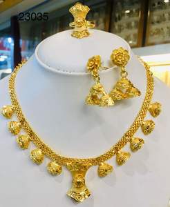 ชุดเครื่องประดับทองชุบอินเดียประดับเพชรซิคอนรูปดอกไม้จาก MOLL JEWELLERS ล่าสุด สำหรับผู้หญิง แฟชั่นทันสมัย เหมาะสำหรับงานหมั้นและงานแต่งงาน ได้รับการรับรอง - Product Image 6