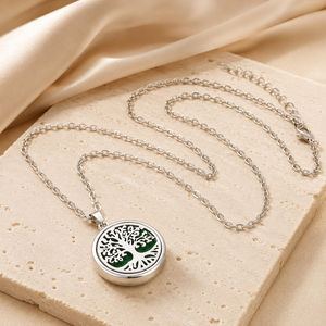 Collar Difusor de Aceites Esenciales de Acero Inoxidable Vintage, Colgante con Diseño del Árbol de la Vida, con Almohadilla de Fieltro Reutilizable - Product Image 1
