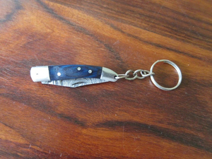 Petit outil utilitaire de poche, accessoire portable quotidien, couteau porte-clés artisanal en acier Damas, lame pliante compacte de qualité supérieure - Product Image 5