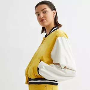 เสื้อแจ็คเก็ตผู้หญิงสุดหรู พรีเมียม สไตล์วาร์ซิตี้ ระบายอากาศได้ดี สวมใส่สบาย หนานุ่ม อุ่นสำหรับฤดูหนาว รับสกรีนโลโก้ สไตล์ลำลอง สตรีทแวร์ - Product Image 4