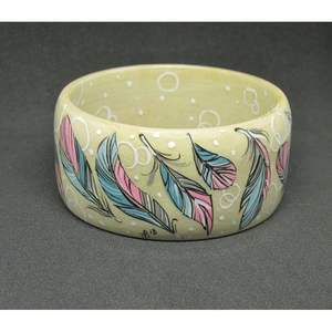 Joyería Étnica Hecha a Mano para Mujer, Brazaletes de Madera Pintados con Estilo, Accesorios de Moda Tradicionales con Cristales - Product Image 2