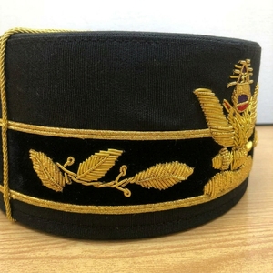 Sombrero Masónico de Terciopelo Negro con Diseño de Águila y Corona Bordados en Dorado, Sombrero Formal de Regalia Masónica - Product Image 4