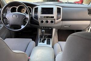 Toyota Tacoma TRD Off-Road Doble Cabina 4x4 2010 - Product Image 5