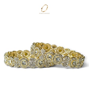 Ensemble de bracelets classiques en acier inoxydable plaqué or avec cristaux, pour femmes, mariage indien, bijoux de mode haut de gamme, vente en gros - Product Image 1