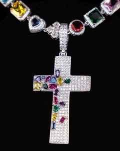 Colgante de cruz con incrustaciones de moissanita de color en plata 925, piedras multicolor, estilo hip hop, joyería personalizada a bajo precio. - Product Image 4