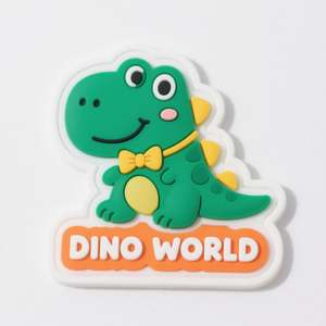 Patch en caoutchouc thermocollant personnalisé en PVC souple, style dessin animé 3D, pour accessoires vestimentaires et chapeaux, avec logo en relief - Product Image 5