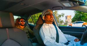 Aplicación Móvil para Reserva de Taxis en Omán: Viajes Rápidos, Reserva Fácil, Pagos Seguros, Rastreo del Conductor en Vivo, Gestión de Viajes - Product Image 4
