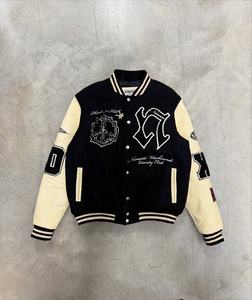 Veste universitaire unisexe marine imperméable avec logo brodé et patch lettres, style décontracté, coupe classique, pour l'hiver, doublure en fausse fourrure épaisse - Product Image 1