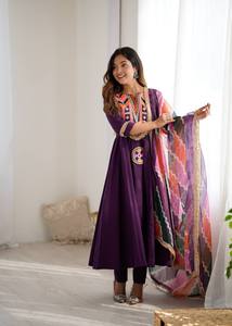 Costume Anarkali brodé violet pour femmes, vêtements traditionnels indiens et pakistanais, tenue décontractée ample en coton mi-longue - Product Image 6