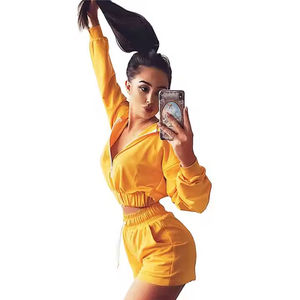 Ensemble décontracté 2 pièces pour femme, brodé uni, avec short de motard, sweat à capuche zippé et crop top, en polyester/coton, idéal pour l'été - Product Image 5