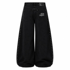 Jeans de Mezclilla con Logotipo Personalizado - 100% Algodón Ecológico de Secado Rápido y Transpirable con Logotipo en la Parte Delantera - Product Image 4