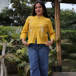 Elegante Vestido Tipo Camiseta sin Mangas con Estampado Floral Vintage para Mujer, Tela Suave y Cómoda para Oficina y Trabajo, Diseño Profesional - Product Image 1