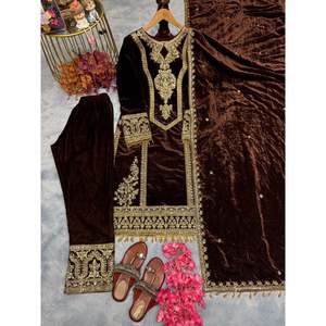 Top de fiesta de mujer de diseñador y conjunto Dupatta elegante Plazzo con hermosos adornos - Product Image 1