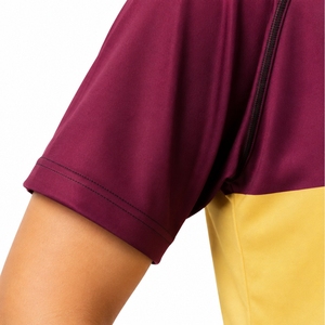 Camiseta deportiva personalizada para mujer, de secado rápido, ligera, atlética, con impresión por sublimación personalizada. - Product Image 5