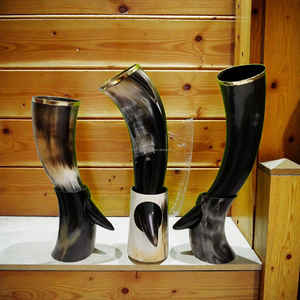 Coupe à boire en corne de bœuf Viking de qualité supérieure avec bordure et support en laiton, finition haute brillance à prix avantageux - Product Image 2