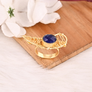 Elegante Anillo de Piedras Preciosas Ovalado Hecho a Mano con Baño de Oro y Latón, Diseño de Piedra Hidrográfica Azul Tinta para Mujer - Product Image 4