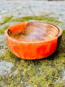 Bol à fruits en bois de haute qualité avec résine époxy, finition brillante, bol de service pour salade, bol décoratif en bois pour la table de la maison - Product Image 1