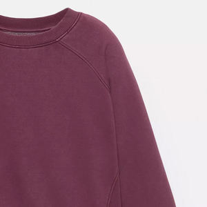 เสื้อสเวตเชิ้ตคอกลมสีเบอร์กันดีสำหรับผู้หญิง แขนยาว สีพื้น ผ้าถักเนื้อฝ้าย ระบายอากาศได้ดี เหมาะสำหรับใส่ในฤดูใบไม้ร่วง มีโลโก้ตัวอักษรด้านหน้า - Product Image 4