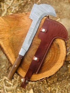 Cuchillo de Caza de Acero de Damasco de Grado Industrial Hecho a Mano con Mango de Madera y Funda de Cuero para Acampar al Aire Libre - Product Image 2