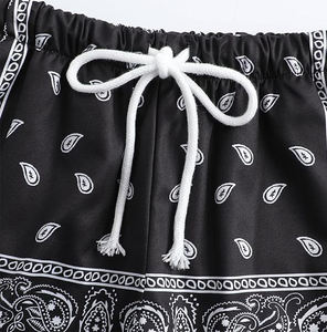Short de bain décontracté pour homme en soie glacée à imprimé floral, taille mi-haute, tricoté, imprimé par sublimation, avec cordon de serrage et taille élastique, poches - Product Image 3