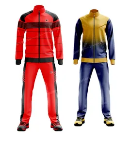 Ropa deportiva de fútbol de poliéster verde personalizada al por mayor, chándal de secado rápido para adultos, sublimación completa, visualización Digital, nombre del equipo - Product Image 1