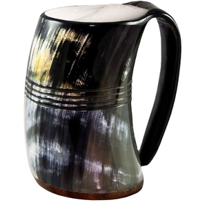 Tasses en corne naturelle à prise en main facile, écologiques, style vintage, impression de logo personnalisée pour whisky et bière - Product Image 1