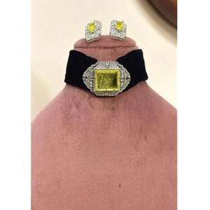 Ensemble collier et boucles d'oreilles élégant et tendance, étincelant, en laiton plaqué argent et zircon, pour femme, cadeau de fiançailles ou de mariage - Product Image 1