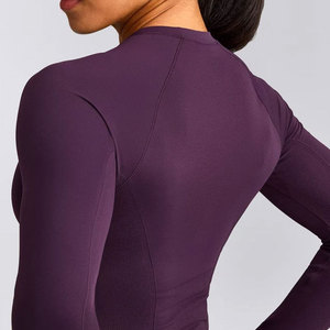 Ropa Deportiva ODM para Mujer, Camiseta de Compresión de Manga Larga para Running y Fitness, Diseño Elástico en Cuatro Direcciones, Puños con Orificio para el Pulgar, Lisa - Product Image 4