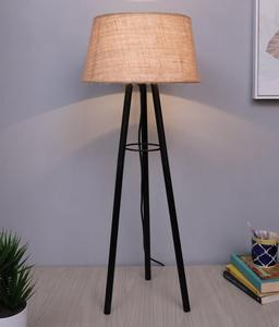 Lámpara de Pie Minimalista con Trípode de Hierro y Pantalla de Lino Beige, Luz Blanca Cálida para Sala de Estar, Iluminación Decorativa - Product Image 3