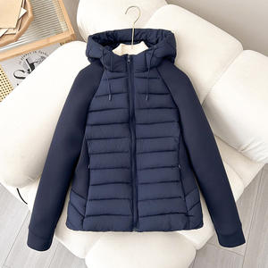 Veste courte matelassée à capuche surdimensionnée pour femme, en coton épais, avec manches patchwork, prix usine Chine-Bangladesh - Product Image 3