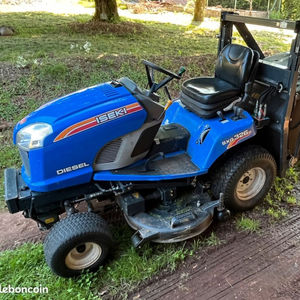 Cortadora de Césped Iseki SXG 326 Nueva y Usada, 780 kg, Garantía de 5+ Años, para Jardines, Parques y Mantenimiento de Paisajes - Product Image 2