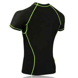 เสื้อแรชการ์ดแขนยาวผู้ชายแบบซิปครึ่งตัวสำหรับเล่นกีฬาทางน้ำ - Product Image 1