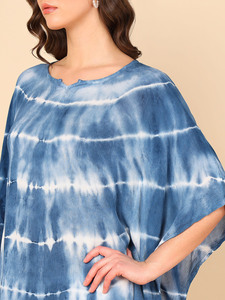 Caftán de rayón de diseñador de alta calidad, teñido con técnica tie-dye, para uso diario en verano, corte regular, cuello corazón, al mejor precio por parte del proveedor. - Product Image 2